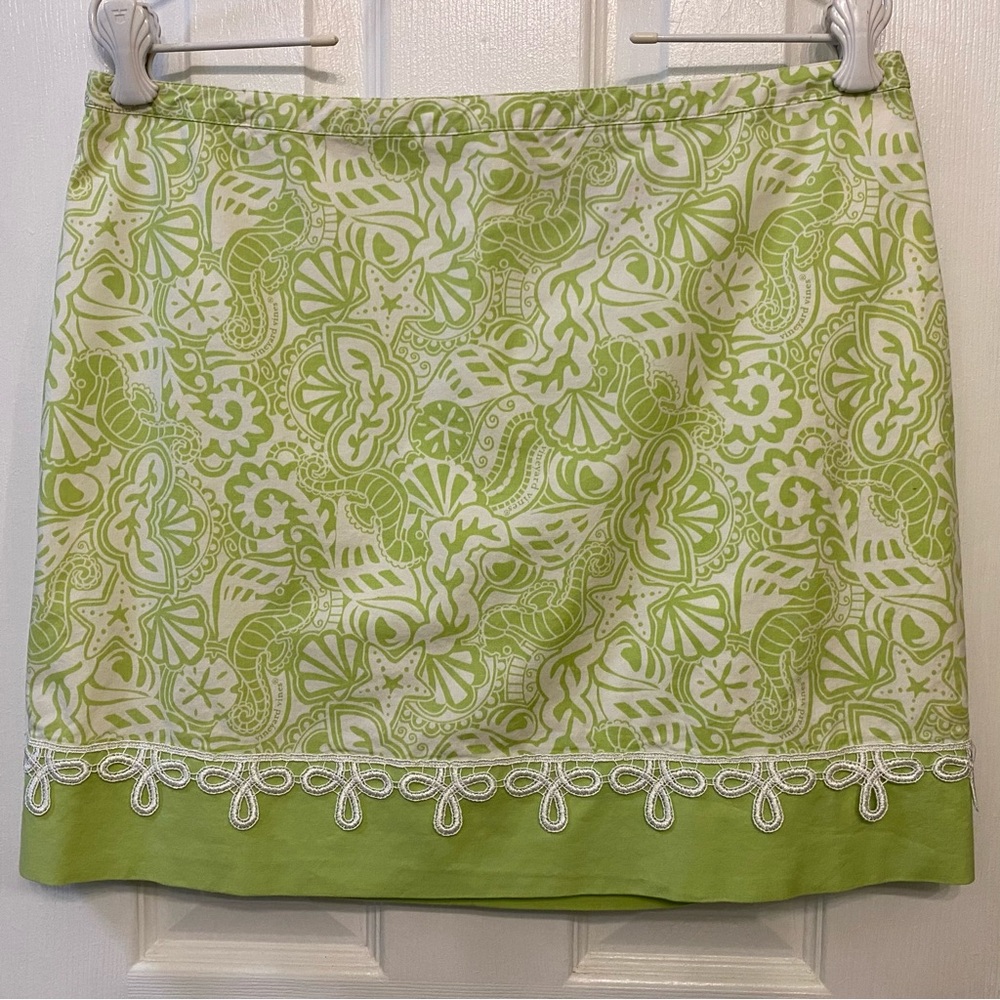 Vineyard Vines Green Seaside Beach Mini Skirt with appliqué trim - EUC - 10